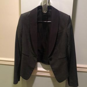 LIKE NEW! Grey & black trendy blazer!